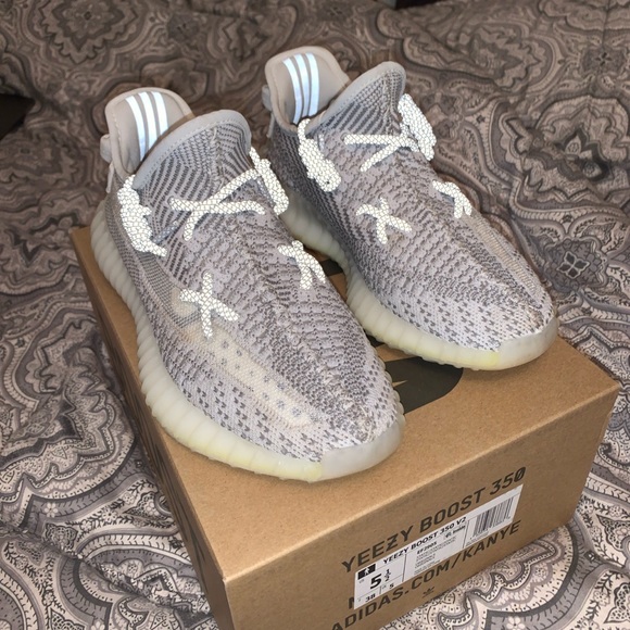YEEZY 350 STATIC - Picture 1 of 4